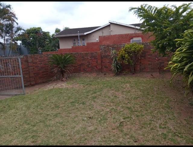 2 BEDROOM PROPERTY TO RENT IN OVERPORT
